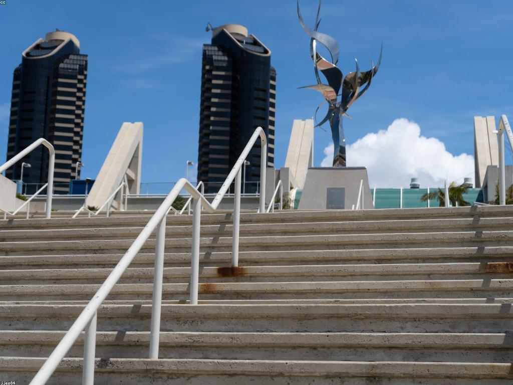 ចំណេះដឹងពិសេស៖ ពន្លឺចំពោះការសម្រេចជោគជ័យ