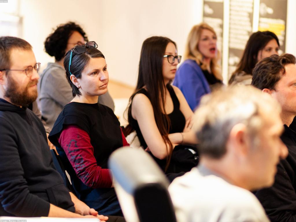 ចំណេះដឹងពិសេសនៅក្នុងអាយុឌីជីថល