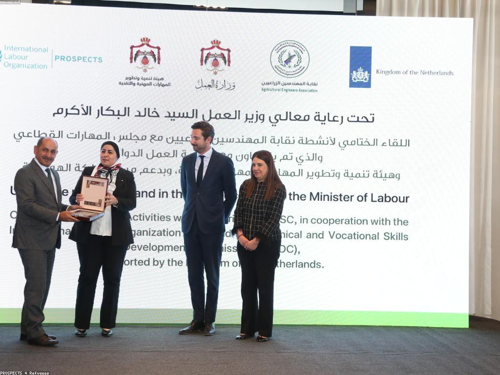 អត្ថប្រយោជន៍នៃការចូលរួមក្នុងការអប់រំ